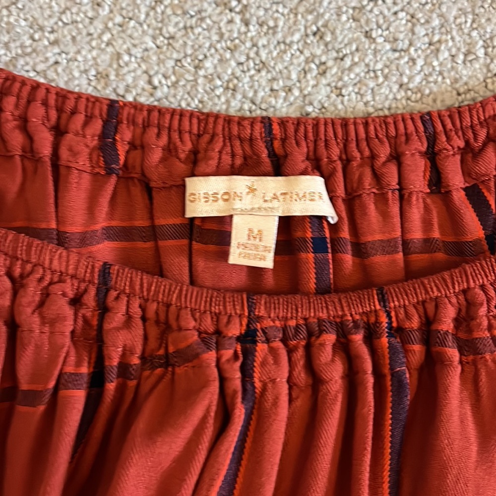 Gibson Latimer Burnt Orange & Navy Plaid LS Shirt w/Flutter Sleeves - Size M - Picture 3 of 4